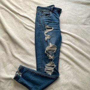 American Eagle Super Hi-Rise Ripped Jeans